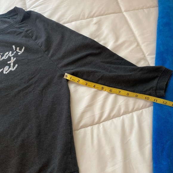 Victoria’s Secret Sz Small Gray Sweater Sequins Logo Slouchy Y2K Glam EUC - Picture 6 of 10